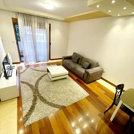 Center Apartmán *